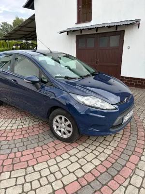 Ford Fiesta Mk7 (2008-) 1.25 Trend EU5 2012