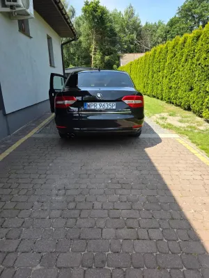 Skoda Superb II (2008-2018) 2.0 TDI Elegance DSG 2015