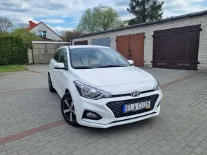Hyundai i20 II (2014-2020) 1.2 Launch 2019