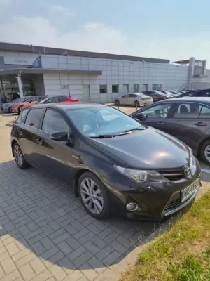 Toyota Auris II (2012-) 2013