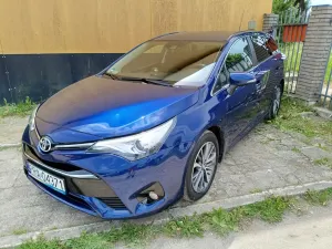 Toyota Avensis III (2009-) 2.0 D-4D Active Business 2015