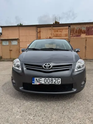 Toyota Auris II (2012-) 2013