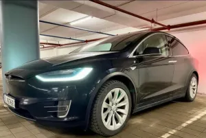 Tesla Model X 2016