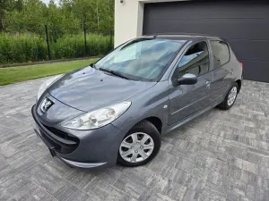 Peugeot 206 1.1 Presence 2010