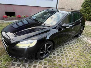 Volvo V40 II (2012-) T2 Kinetic 2017