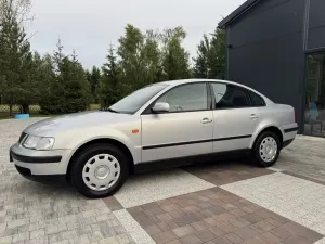 Volkswagen Passat B5 (1996-2000) 1.6 GL 1997