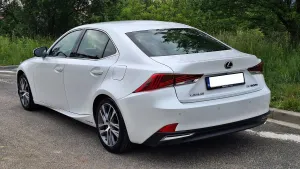 Lexus IS III (2013-) 300h Elegance 2017