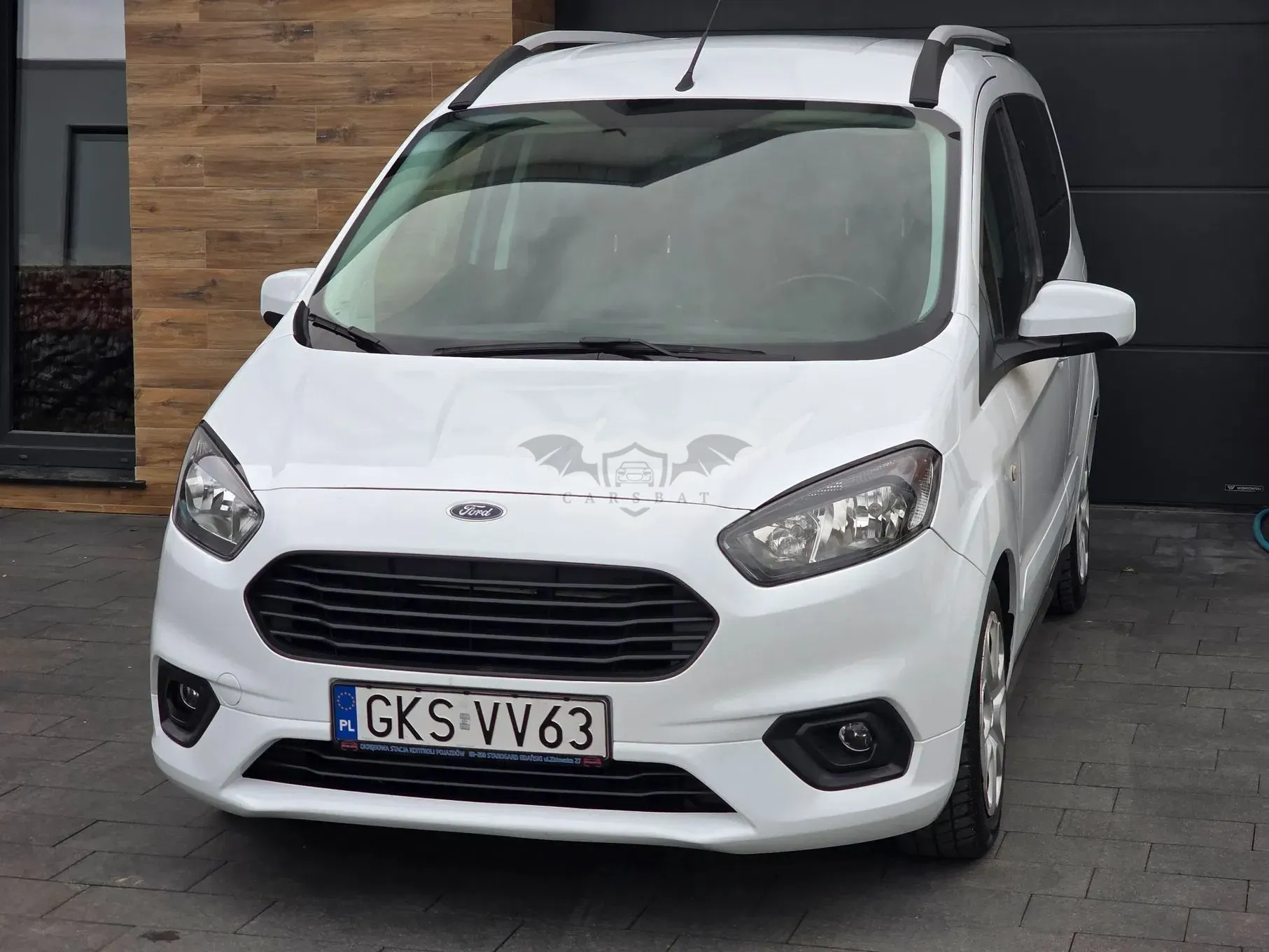 Ford Tourneo Courier 1.5 TDCi Titanium 2021