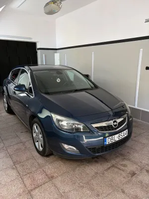 Opel Astra J (2009-2019) 1.6 Enjoy 2010