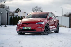 Tesla Model X 2022