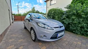 Ford Fiesta Mk7 (2008-) 1.25 Trend EU5 2012