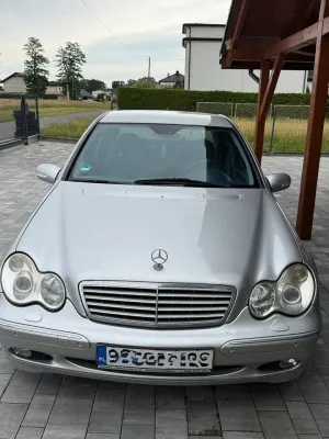 Mercedes-Benz C W203 (2000-2007) 200 Kompressor Automatik Avantgarde 2002