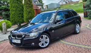 BMW 3 Series E90/E91/E92/E93 (2005-2012) 320d xDrive 2010