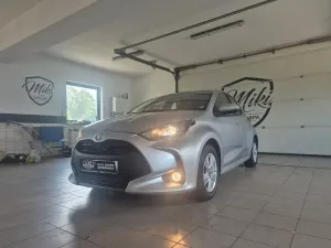 Toyota Yaris IV (2020-) 2024