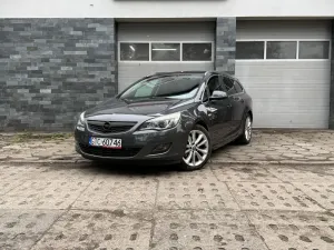Opel Astra J (2009-2019) 1.7 CDTI DPF ecoFLEX Start/Stop Edition Sport 2012