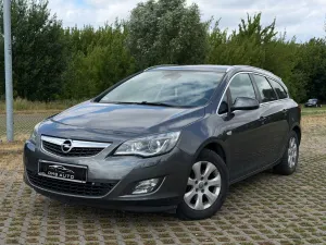 Opel Astra J (2009-2019) 1.7 CDTI Sport 2011