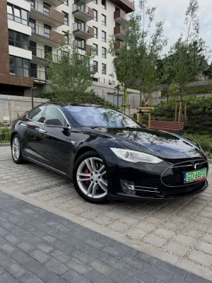 Tesla Model S 70 D 2016