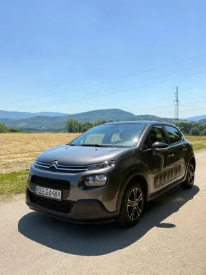 Citroën C3 III (2016-2024) Pure Tech 82 SHINE 2017