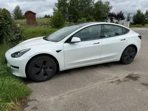 Tesla Model 3 RWD Hinterradantrieb 2022