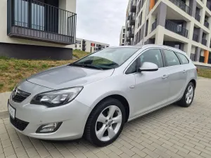 Opel Astra J (2009-2019) 2011