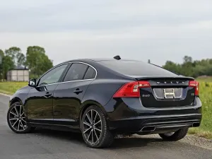 Volvo S60 II (2010-) T5 Drive-E R-Design Momentum 2016
