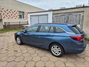 Opel Astra K (2015-2021) 1.4 T Enjoy 2017
