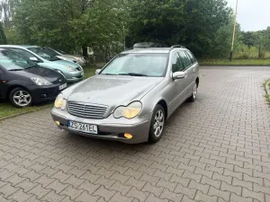 Mercedes-Benz C W203 (2000-2007) 200 CDI Automatik Classic 2004