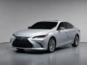 Lexus ES 300h Omotenashi 2019