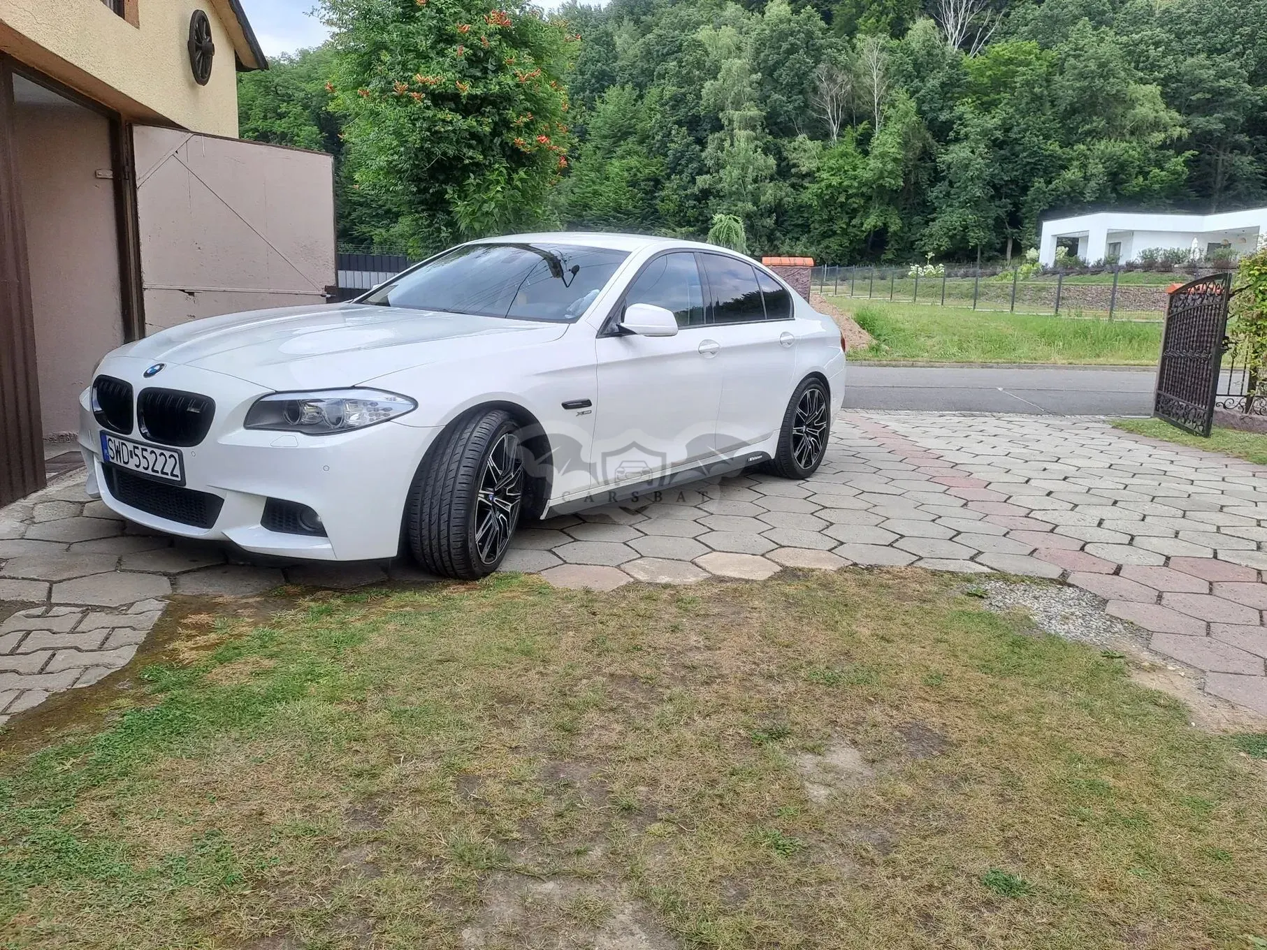 BMW 5 Series F10/F11 (2009-2017) 2011