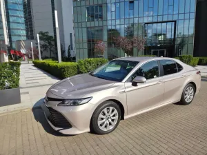 Toyota Camry 2.5 Hybrid Comfort CVT 2020