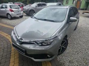 Toyota Auris II (2012-) 1.8 HSD Prestige NAVI 2017