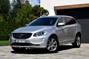 Volvo XC60 I (2008-2017) D4 Geartronic Momentum Pro 2017