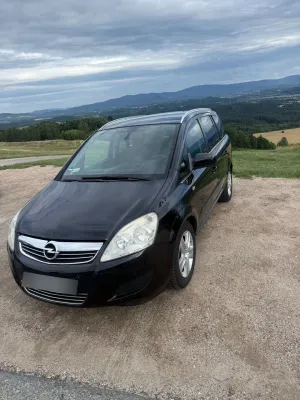 Opel Zafira B (2005-2014) 1.8 Cosmo 2010