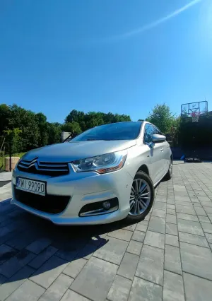 Citroën C4 II (2010-) e-HDi 115 Exclusive 2013