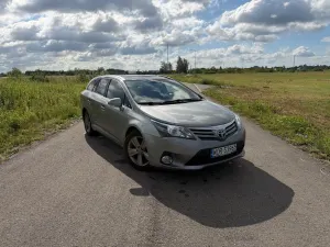 Toyota Avensis III (2009-) 2.0 D-4D Edition (2014) 2014