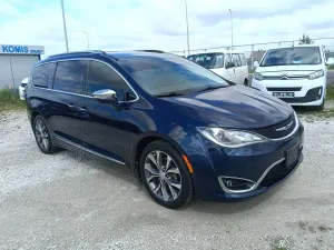 Chrysler Pacifica 2017
