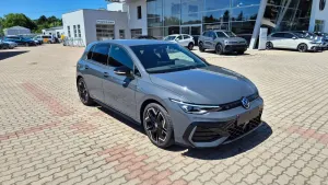 Volkswagen Golf VIII (2020-) 1.5 eTSI mHEV R-Line Plus DSG 2026