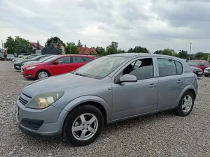 Opel Astra H (2004-2014) 2004