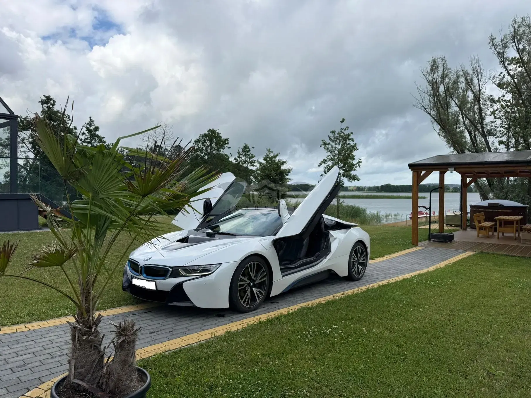 BMW i8 2019