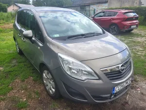 Opel Meriva II (2010-) 1.7 CDTI Edition 2010