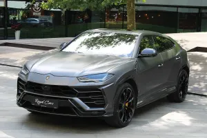 Lamborghini Urus Standard 2021