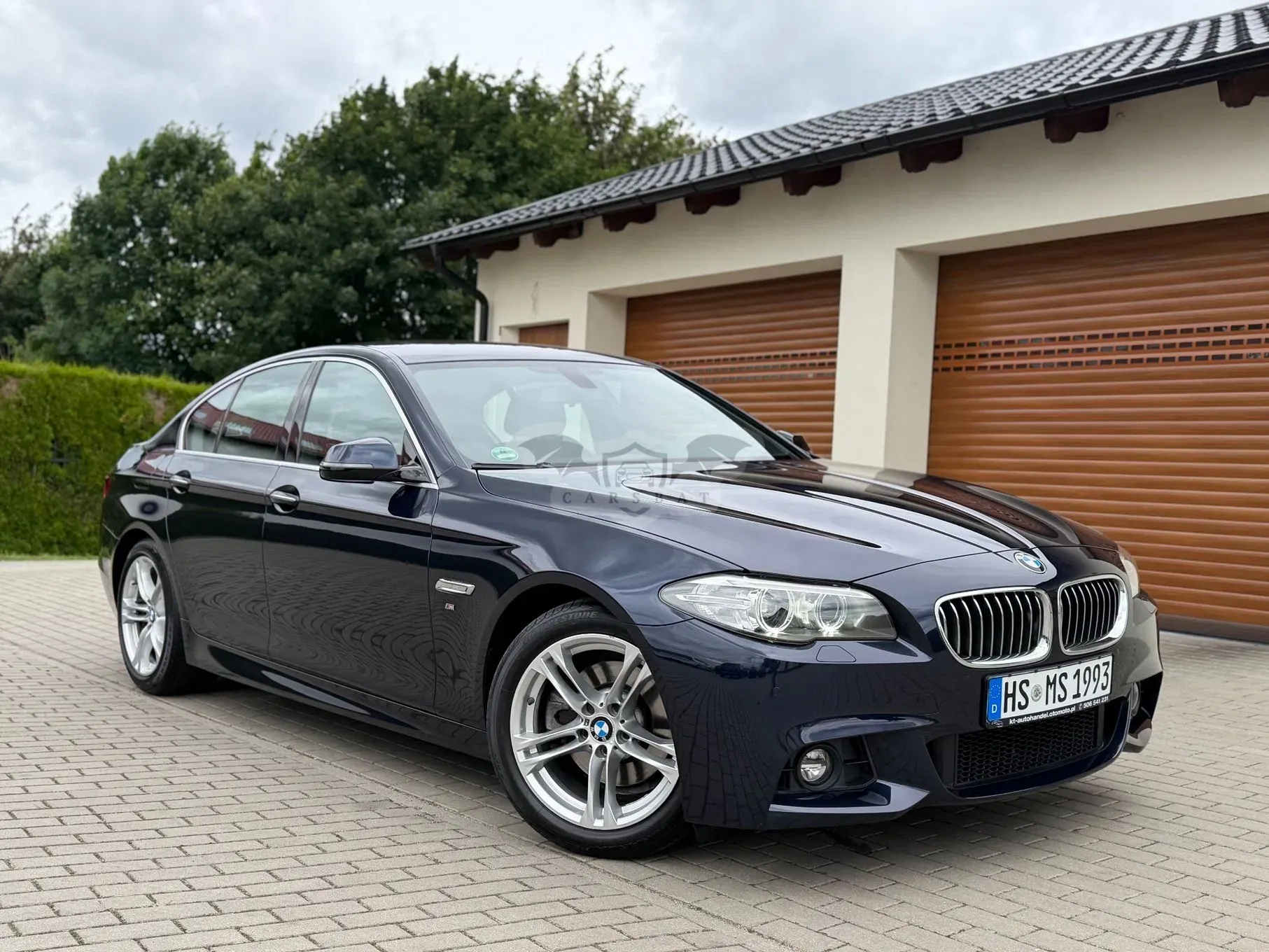 BMW 5 Series F10/F11 (2009-2017) 520i Sport-Aut 2015