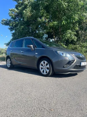 Opel Zafira C (2011-2019) 2.0 CDTI Cosmo 2012
