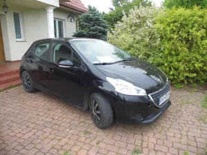 Peugeot 208 I (2012-2019) 1.2 PureTech Active 2014