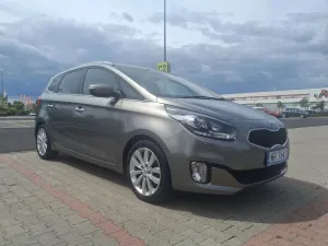 Kia Carens (Rondo) IV (2013-) 1.7 CRDi 136 Fifa World Cup Edition 2013