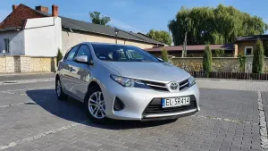 Toyota Auris II (2012-) 1.33 VVT-i Active 2014