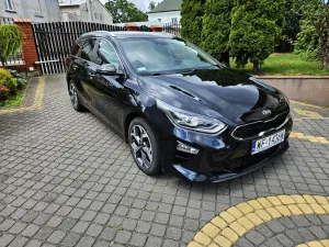Kia Ceed III (2018-) 1.6 CRDi mHEV Business Line DCT 2021