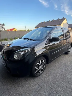 Renault Twingo II (2007-2014) 1.2 LEV 16V 75 Miss Sixty 2011