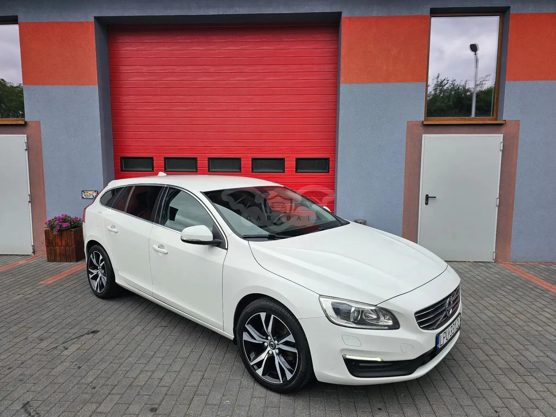 Volvo V60 I (2011-2018) D2 Drive-E Momentum 2016
