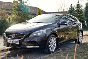 Volvo V40 II (2012-) 2012